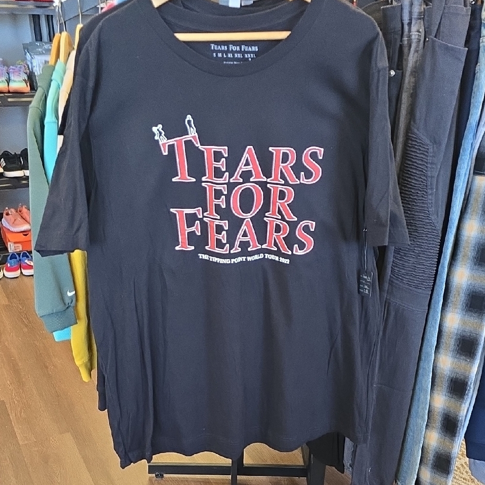 Black Short Sleeve Tee